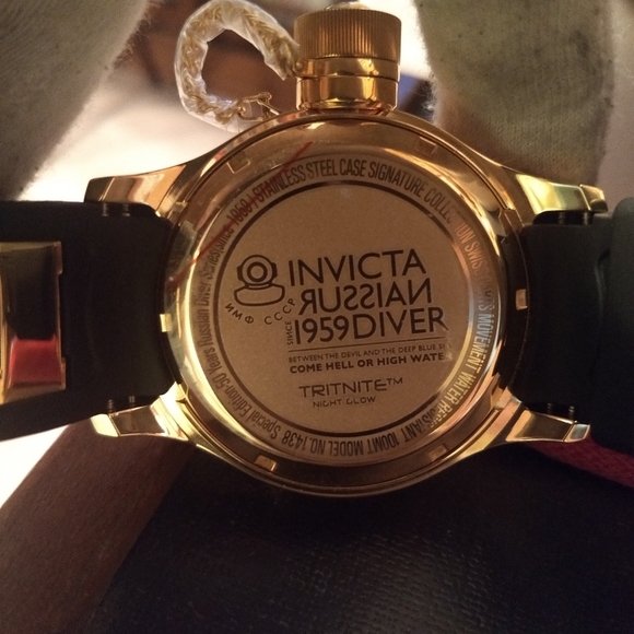 Invicta watches and speciality case - Picture 8 of 8